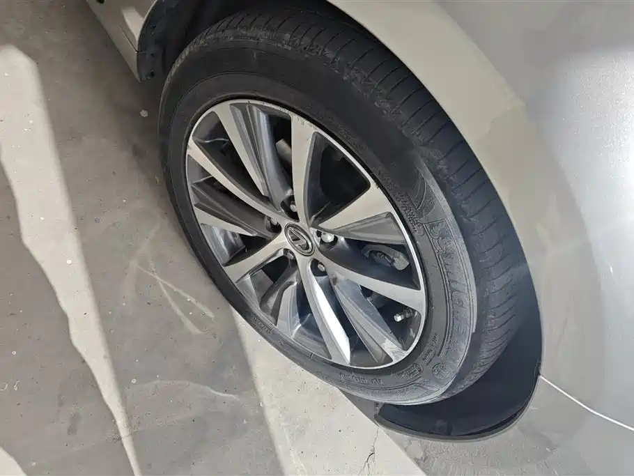 Lexus ES 2015 200 Elite Edition фото 6
