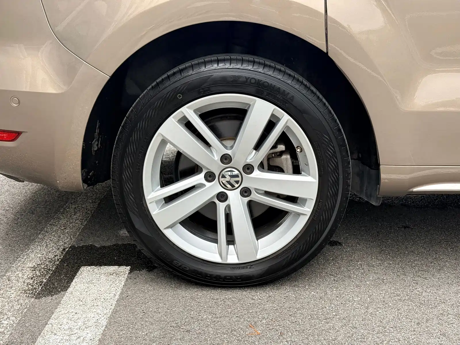 Фото 48 - Volkswagen Sharan