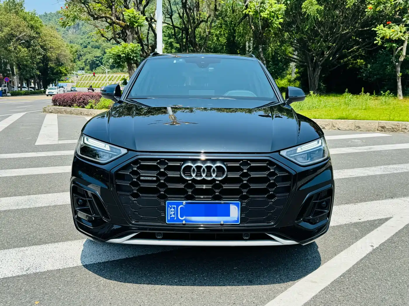 Audi Q5L 2023 45T Luxury Dynamic фото 2