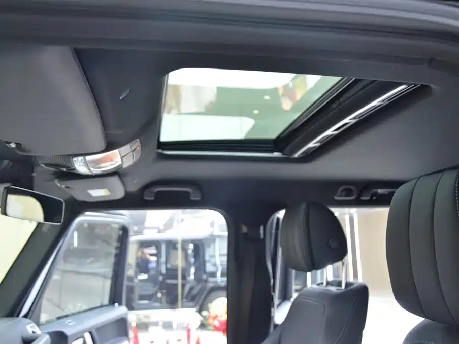 Mercedes-Benz G-Class 2024 G 350 фото 14