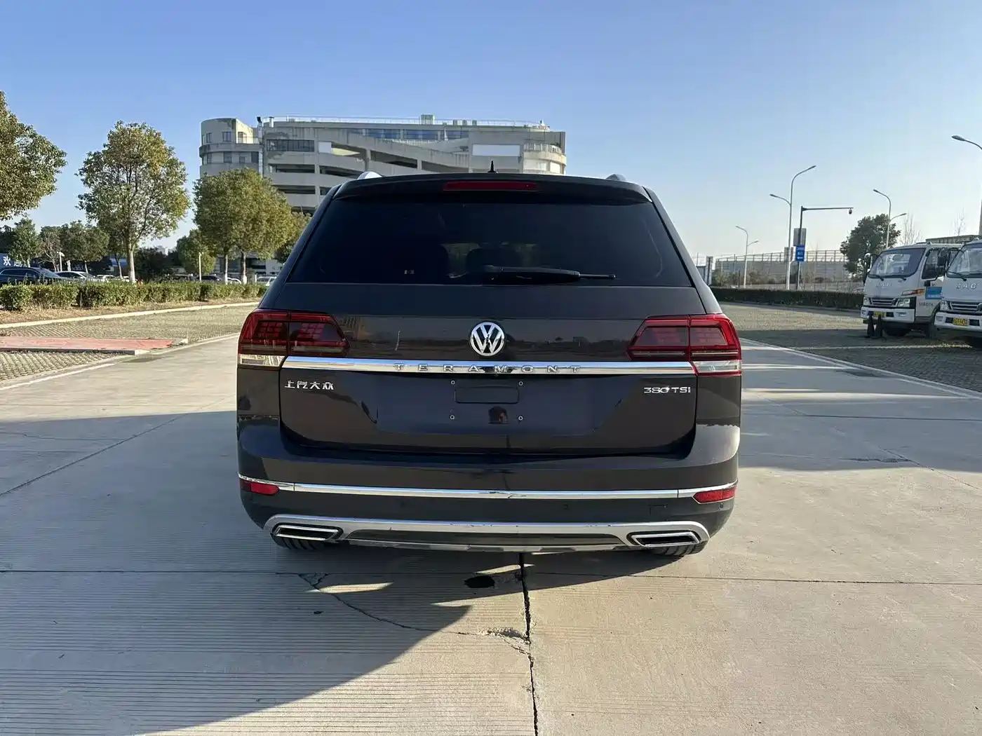 Volkswagen Teramont 2019 330TSI 2WD Luxury China VI фото 5