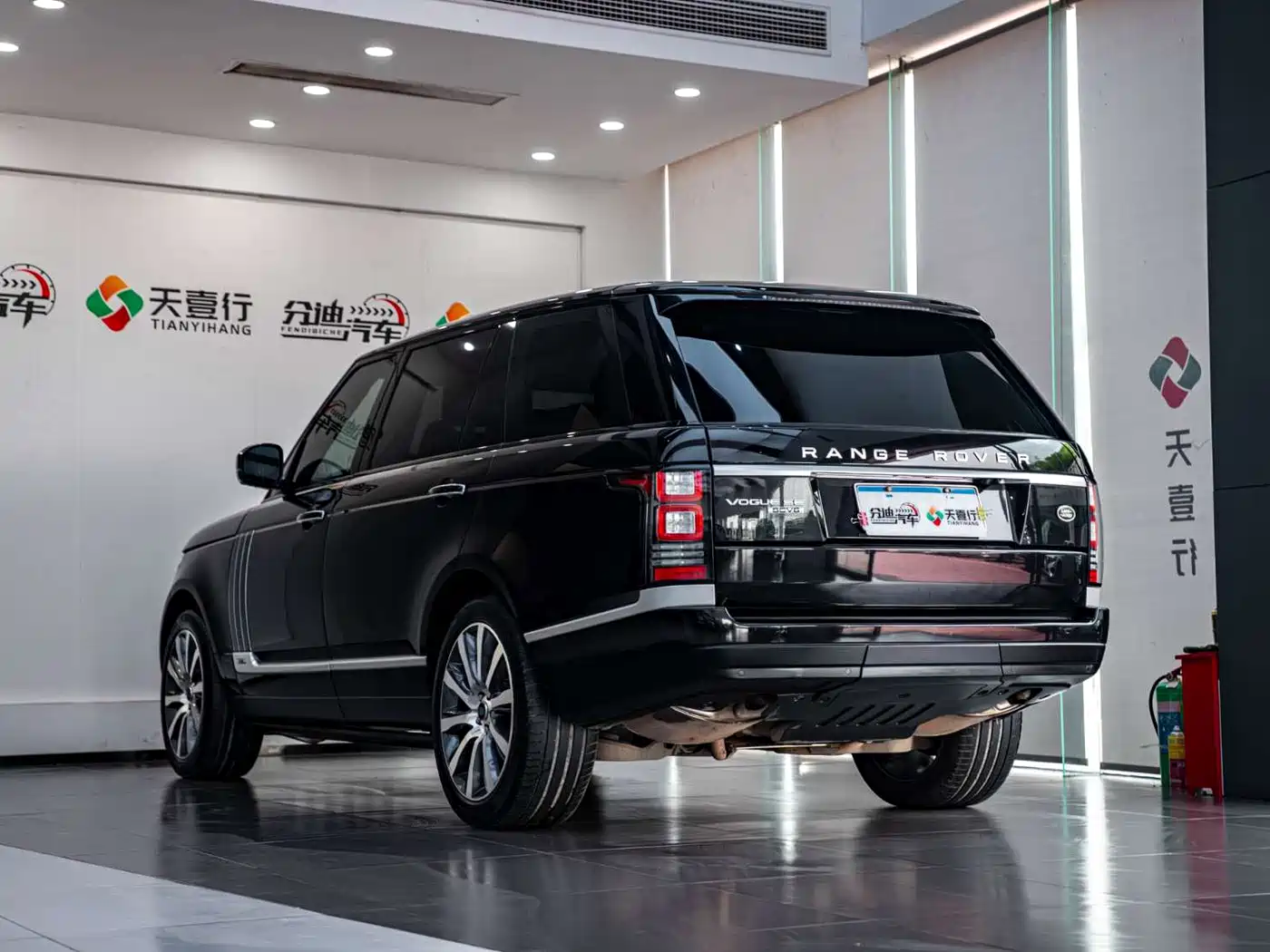 Land Rover Range Rover 2016 3.0 SC V6 Vogue SE Autobiography LWB фото 7