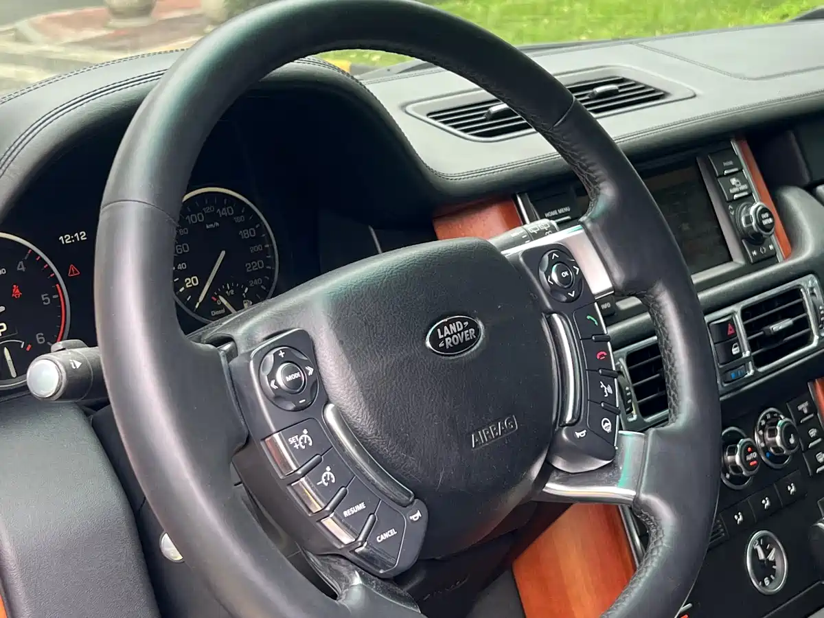 Land Rover Range Rover 2011 3.6 TDV8 фото 20