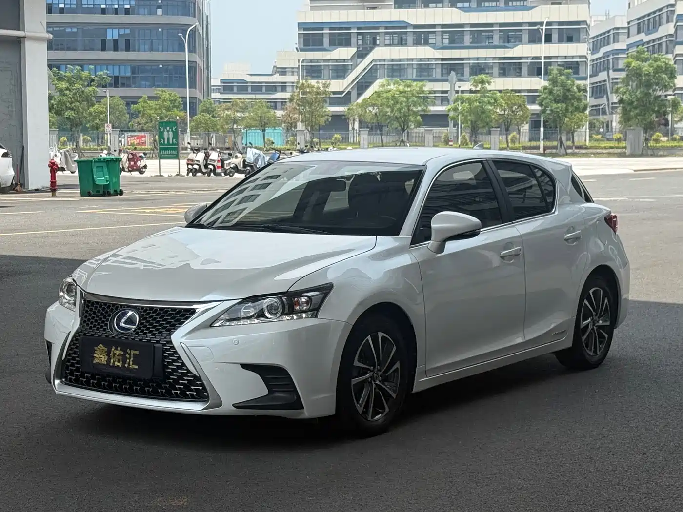 Lexus CT 2020 CT200h Elite Single Color фото 3