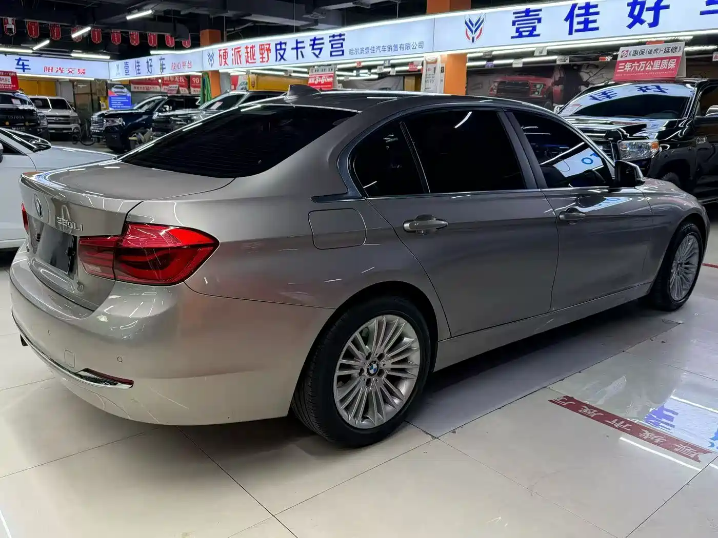 BMW 3 Series 2017 320Li xDrive Fashion фото 4