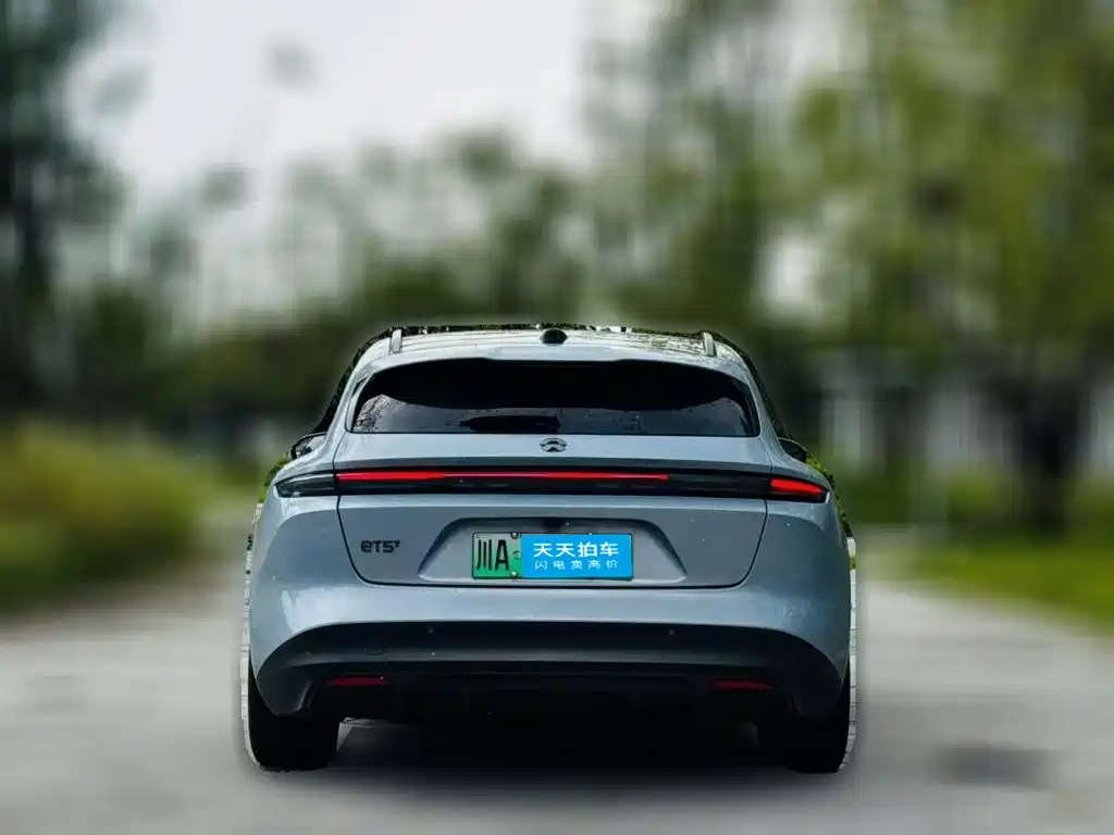 Фото 2 - NIO ET5T