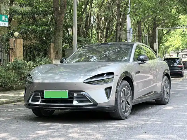  Xiaomi Auto Xiaomi YU7 2025 Extended Range RWD Edition