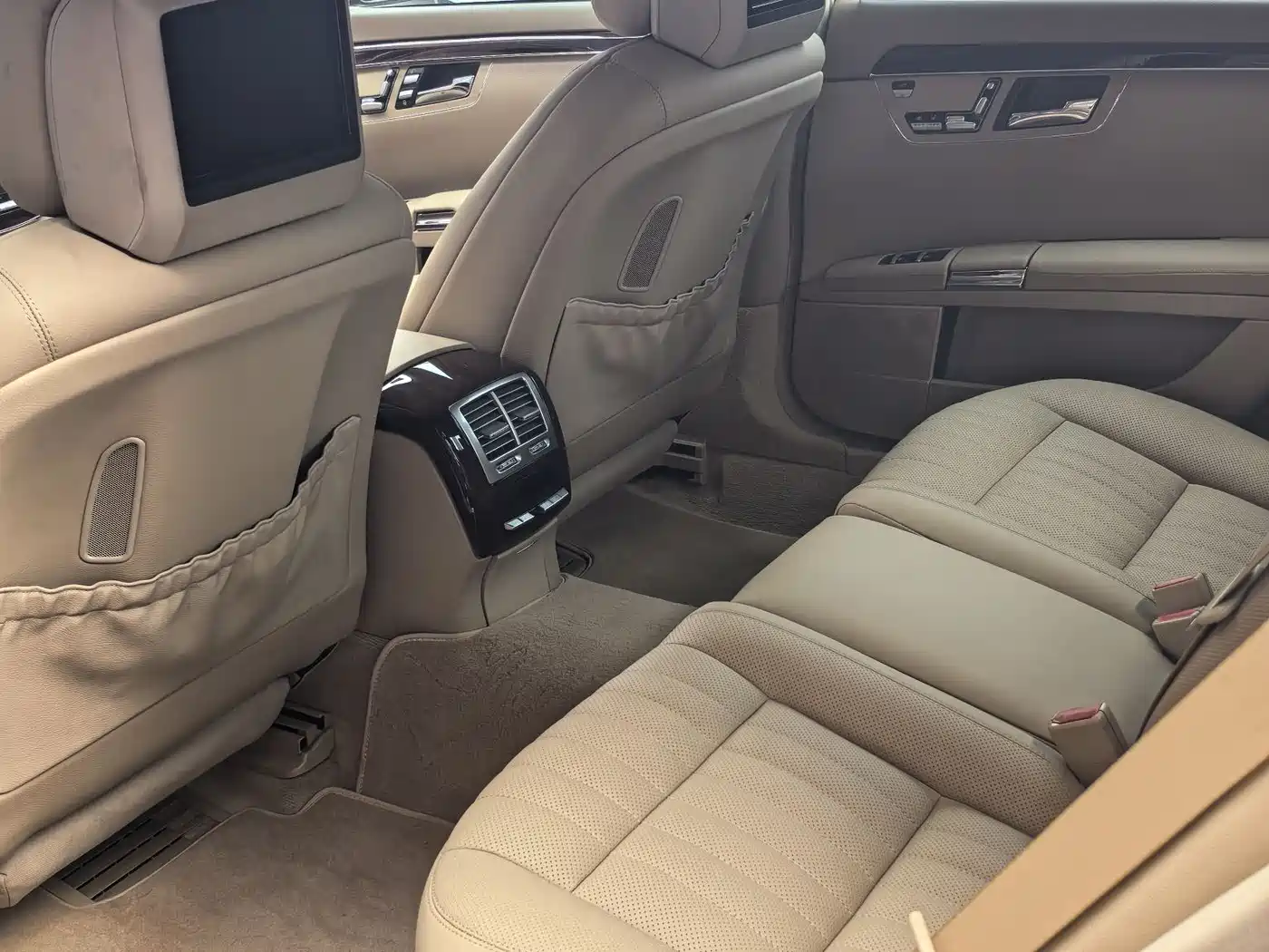 Mercedes-Benz S-Class 2010 S 350 L 4MATIC фото 7