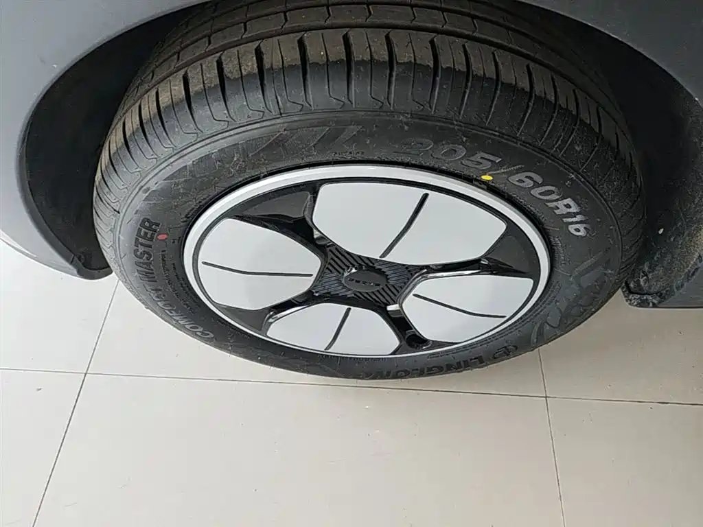 Geely Galaxy Starry Wish 2026 Edition 410km Freedom Version фото 23