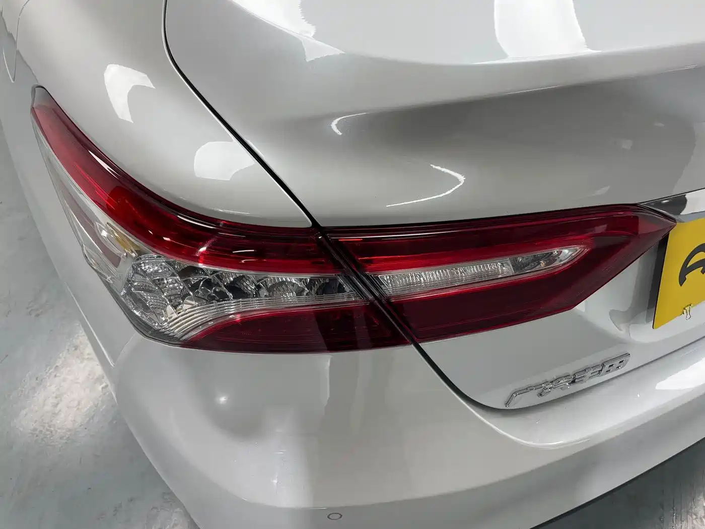 Toyota Camry 2023 2.0G Luxury Edition фото 16