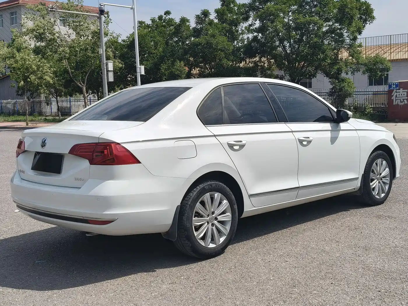 Volkswagen Bora 2016 Model 1.6L Automatic Comfort фото 9