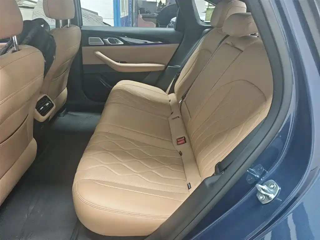 Geely Galaxy Galaxy A7 2025 EM-i фото 17