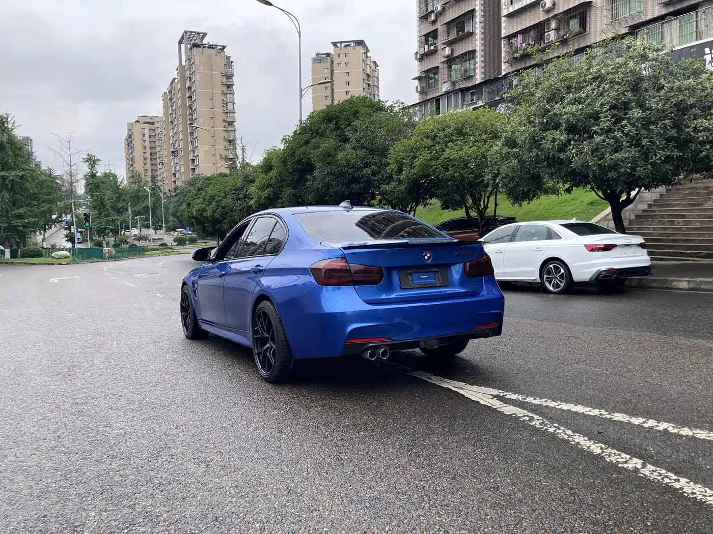 BMW 3 Series 2017 320i M Sport фото 14