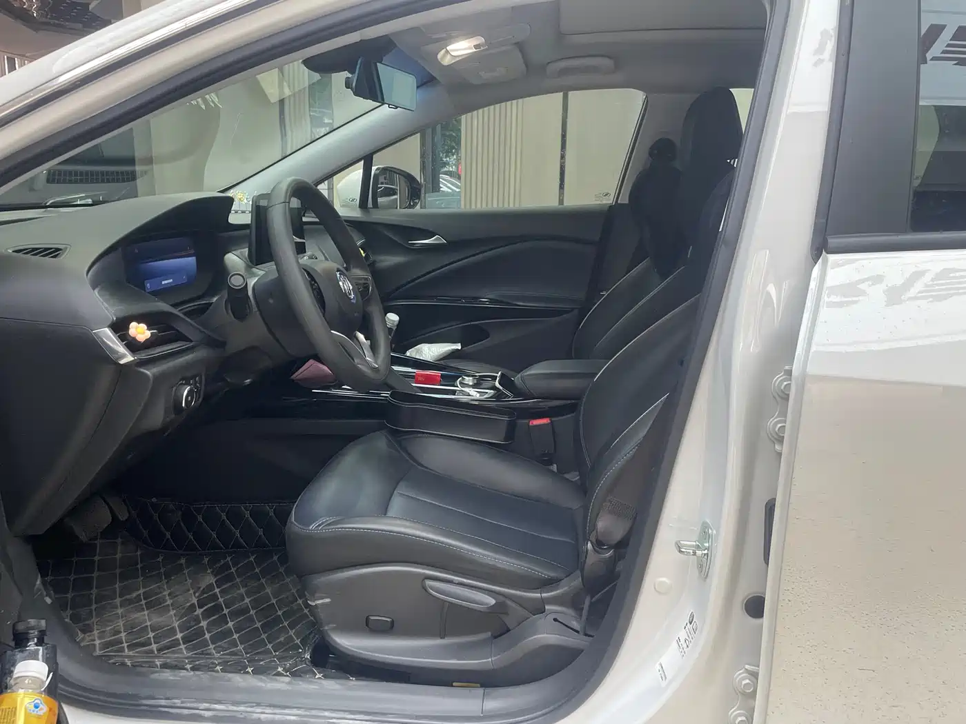 Buick Velite 6 2023 430km Premium Edition фото 9