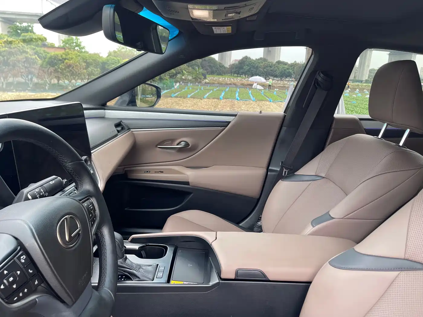 Lexus ES 2025 200 Ultimate Edition фото 19