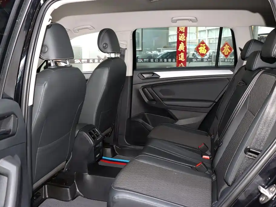 Volkswagen Tiguan L 2021 330TSI Automatic 2WD Comfort фото 11