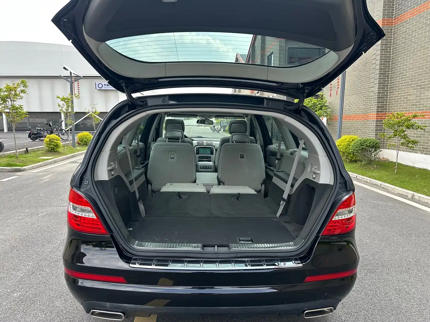 Mercedes-Benz R-Class 2015 R 320 4MATIC Luxury фото 34