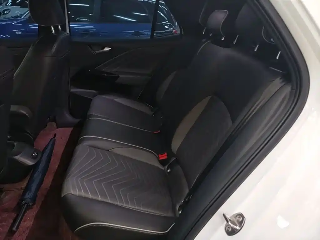 Volkswagen ID.3 2024 Outstanding Edition фото 17