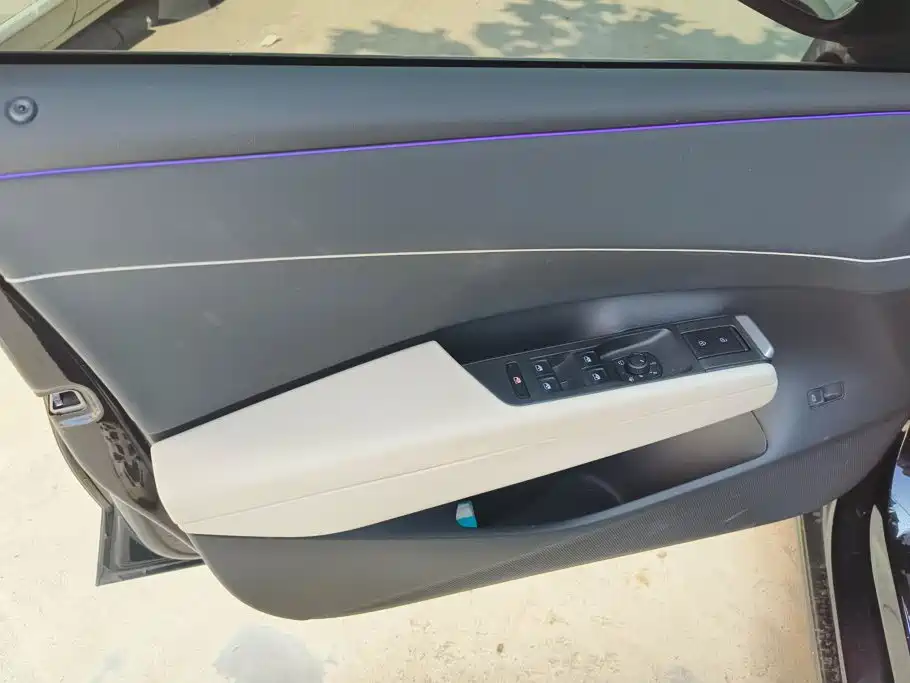 Volkswagen Sagitar 2026 2026 S Base Model
