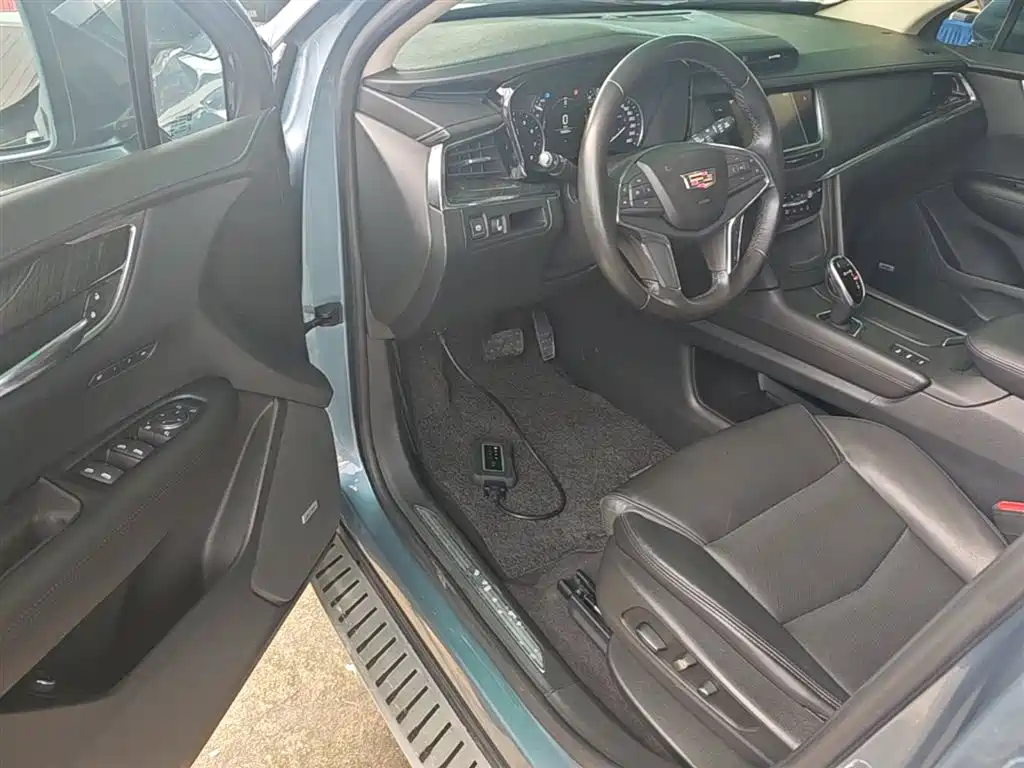 Cadillac XT5 2018 28T 4WD Luxury фото 16