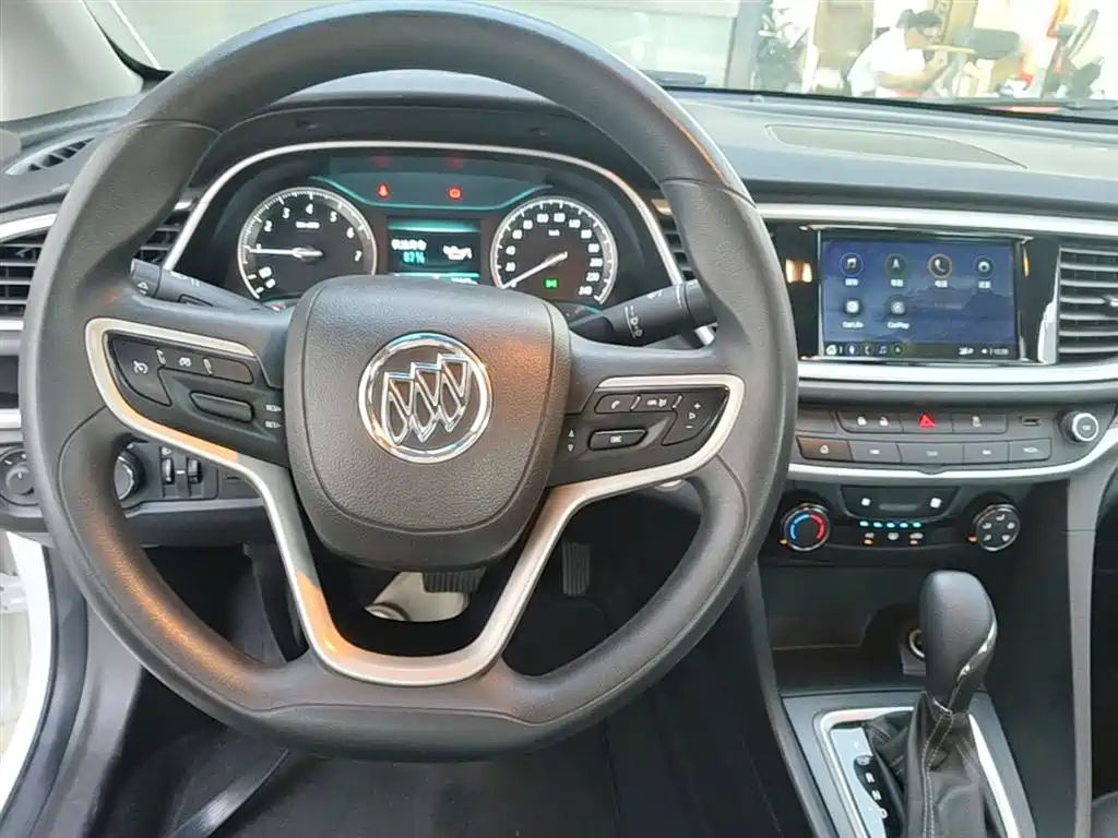 Фото 10 - Buick Excelle