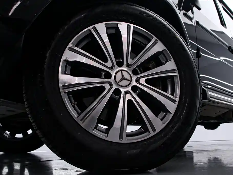 Mercedes-Benz G-Class 2023 G 350 фото 16