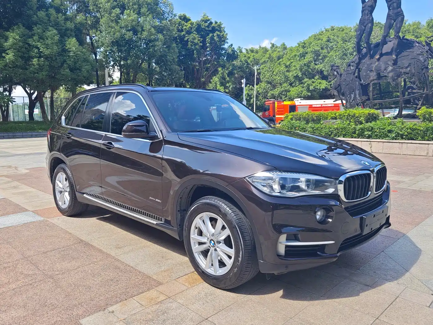 BMW X5 (Import) 2015 xDrive28i фото 3