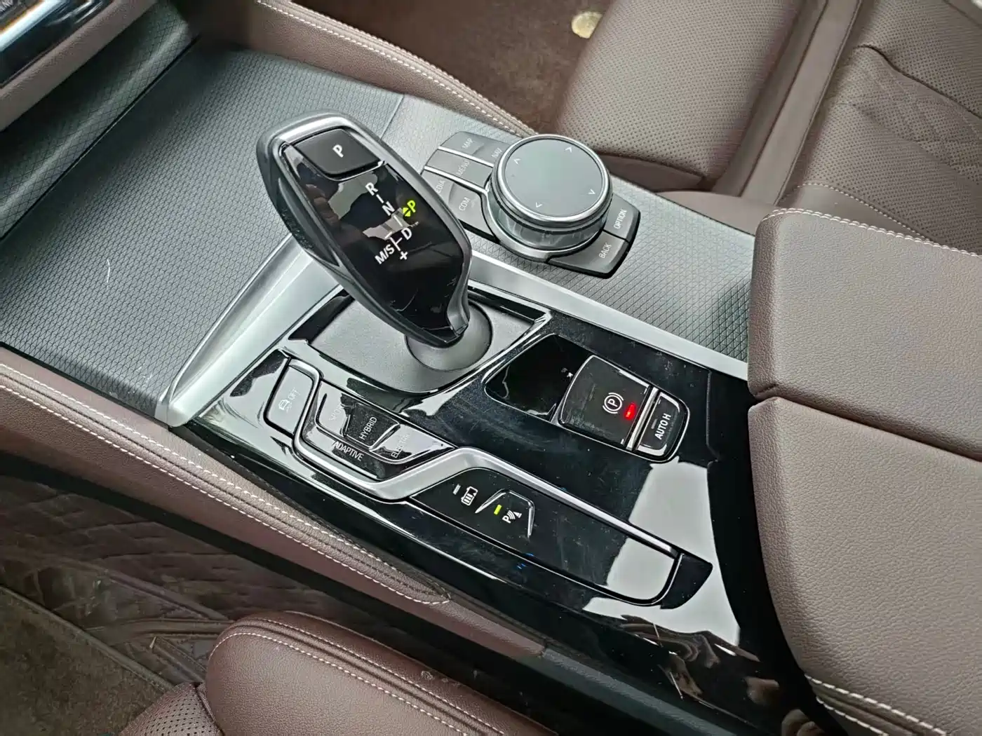 BMW 5 Series New Energy 2022 Facelift II 535Le Pioneer Edition M Sport Package фото 11