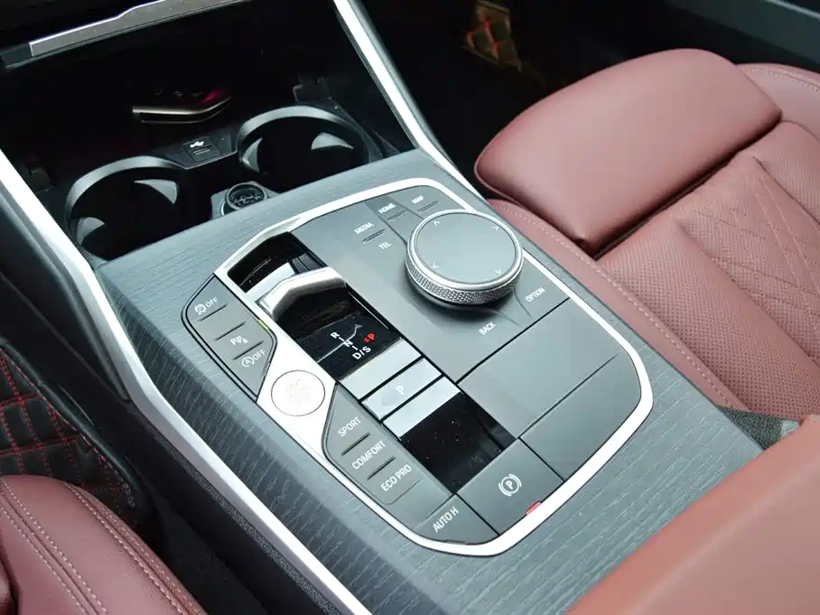 BMW 3 Series 2025 325Li M Sport Package фото 7
