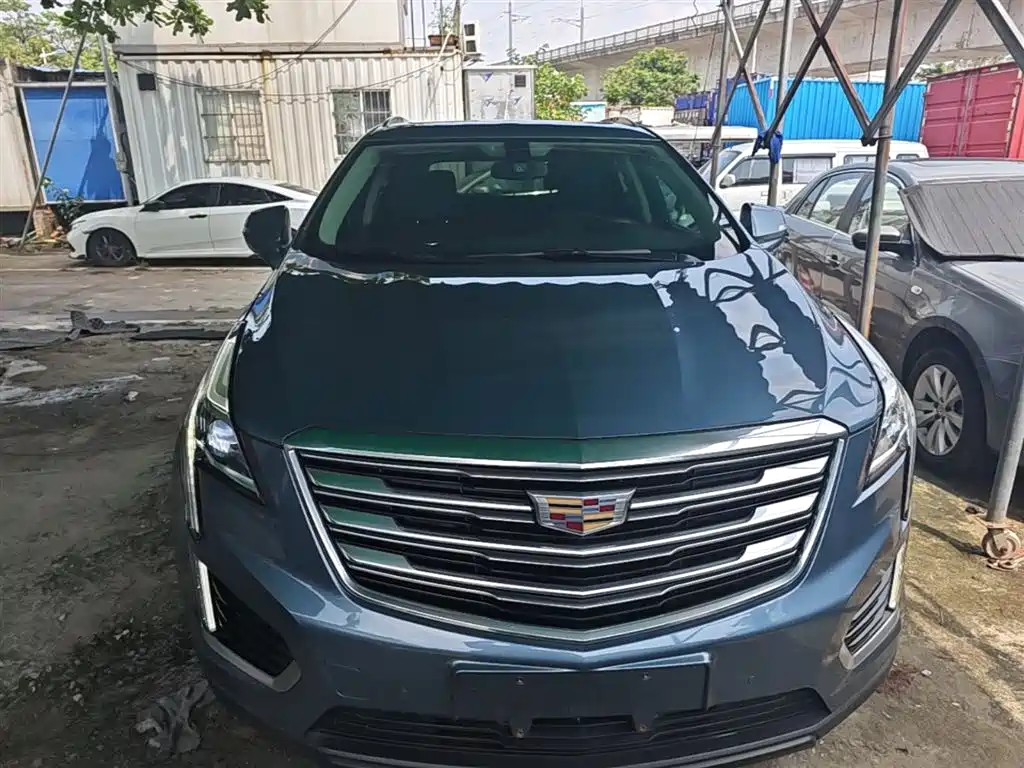 Cadillac XT5 2018 28T 4WD Luxury фото 3