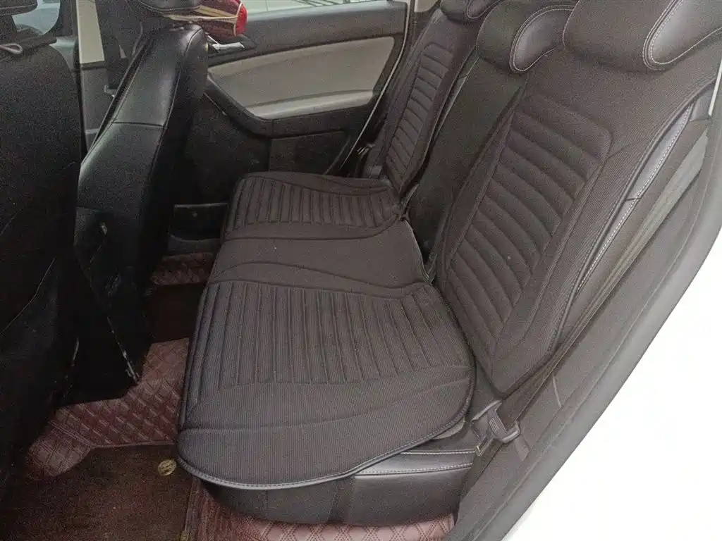 Škoda Yeti 2017 TSI280 DSG Advance фото 15