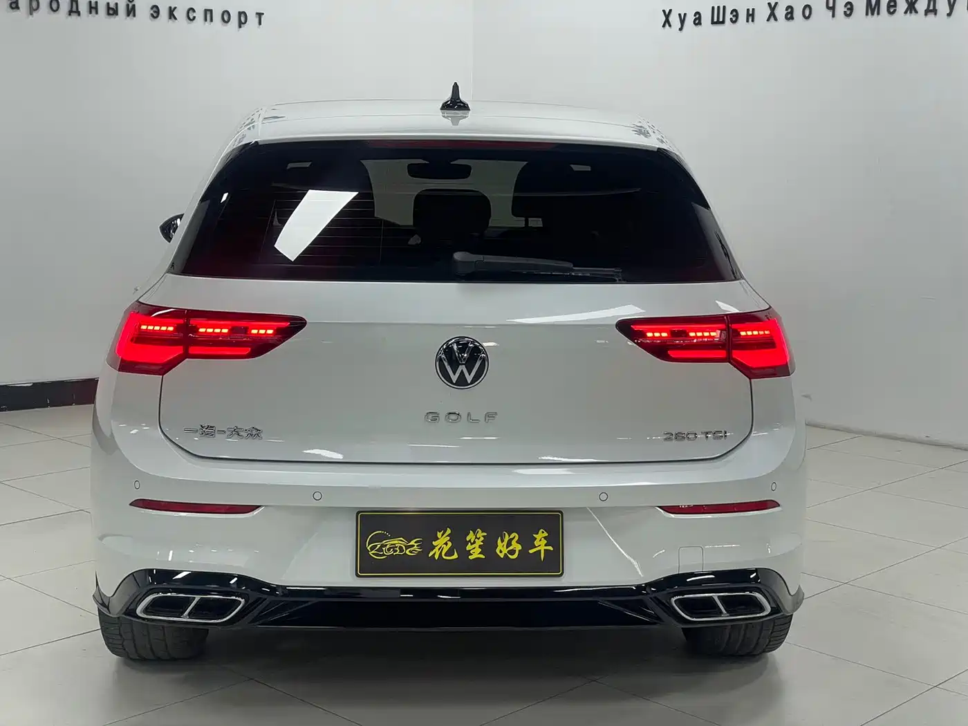 Volkswagen Golf 2021 280TSI DSG R-Line фото 8