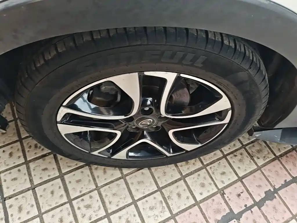 Soueast DX7 2018 2018 1.5T Auto Glory Edition