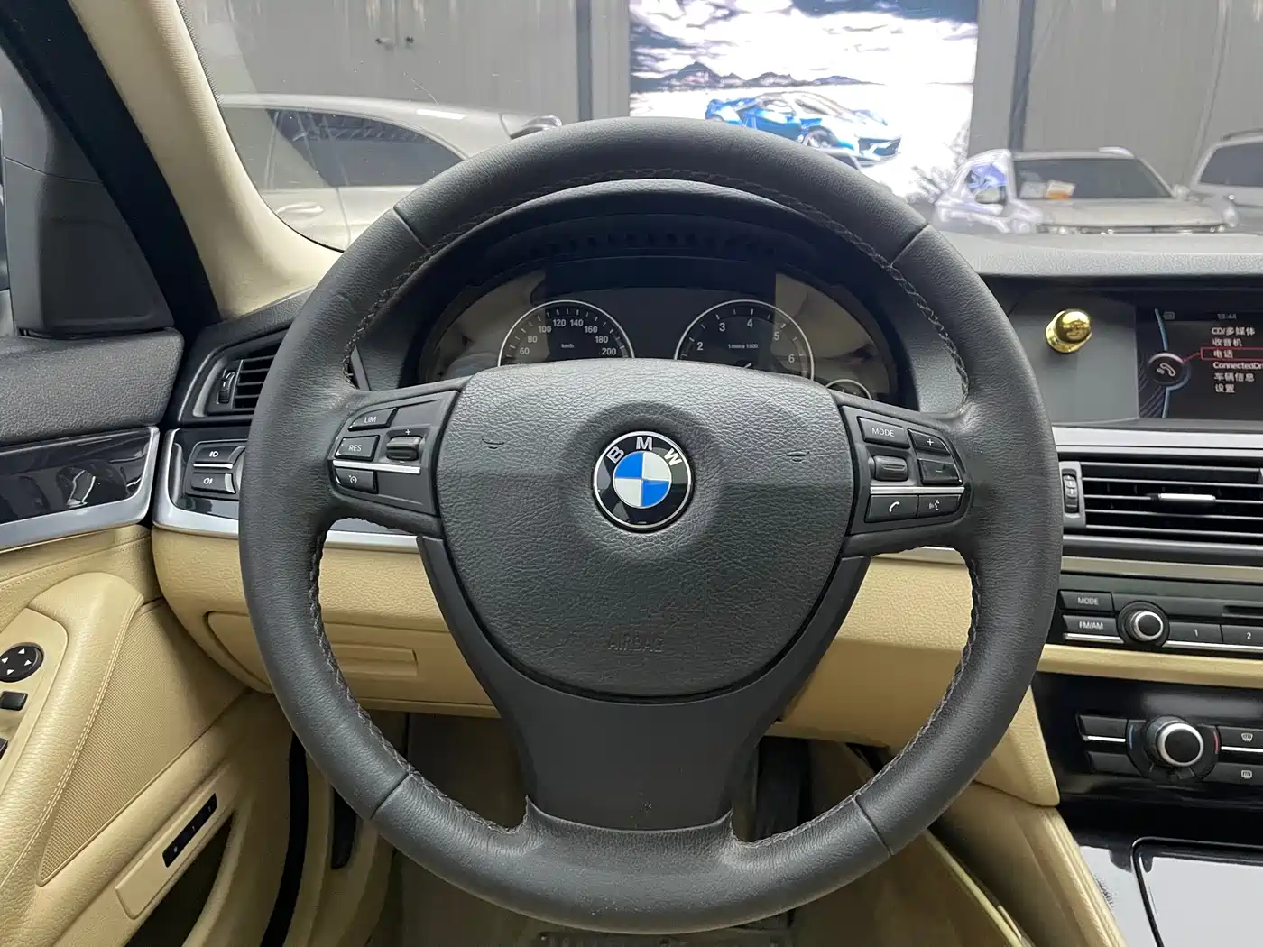 BMW 5 Series 2013 520Li Elegance фото 13