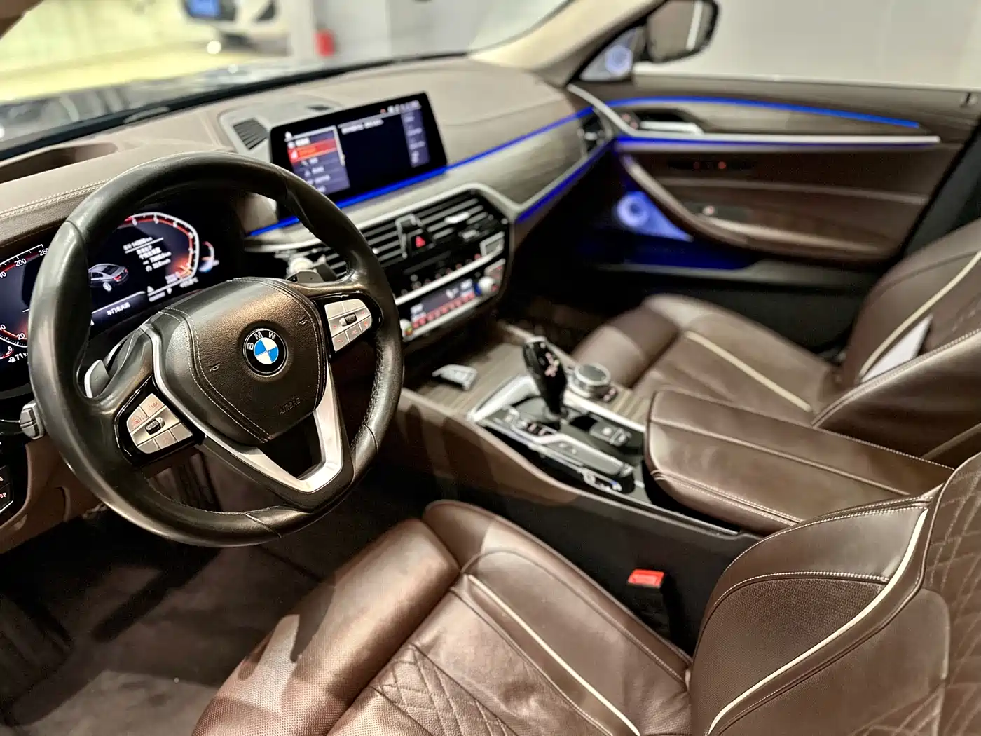 BMW 5 Series 2020 Model 530Li Executive Luxury Package фото 4
