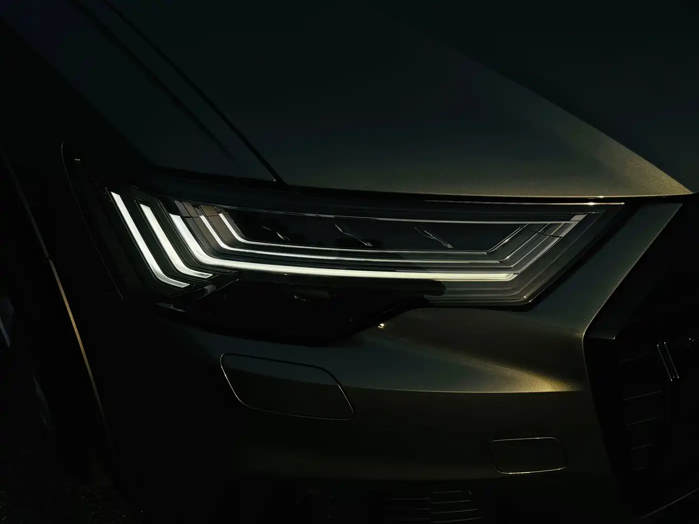 Audi A6 (Import) 2021 allroad quattro Explorer 55 TFSI Premium Off-road фото 8