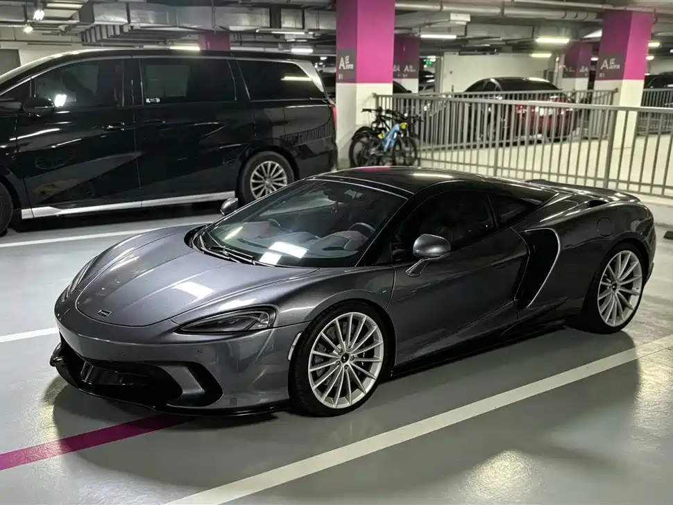 McLaren GT 2023 2023 4.0T Standard Model