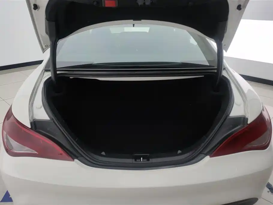 Mercedes-Benz CLA (Import) 2017 Facelift CLA 180 фото 4