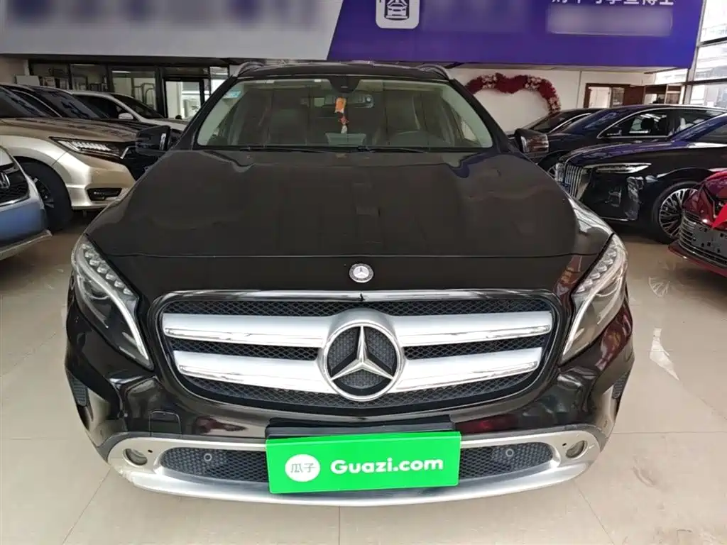 Mercedes-Benz GLA 2016 GLA 200 Fashion фото 3