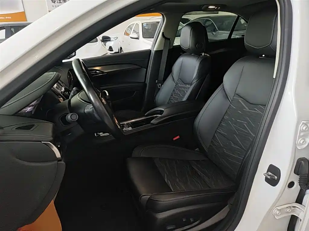 Cadillac ATS-L 2017 28T Technology фото 15