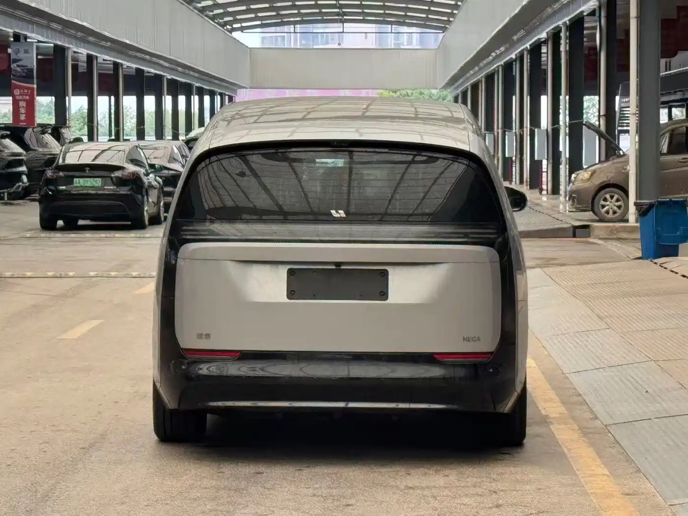 Li Auto MEGA 2024 2024 Ultra