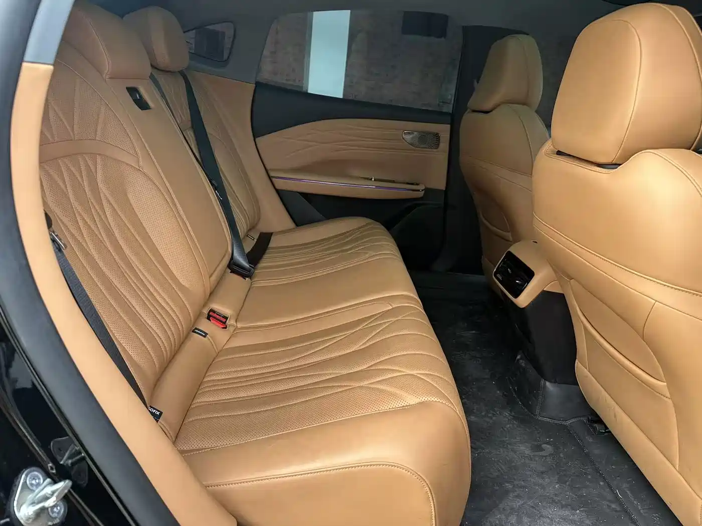 Geely Galaxy Galaxy Xingyao 8 2025 Model 60km EM-i Luxury Edition фото 6