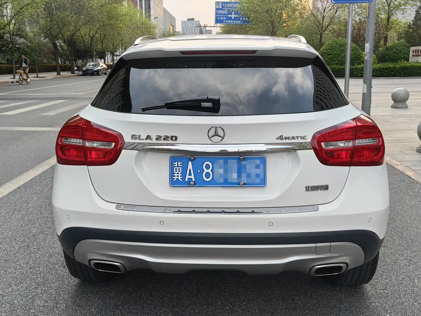 Mercedes-Benz GLA 2017 GLA 220 4MATIC Fashion фото 3
