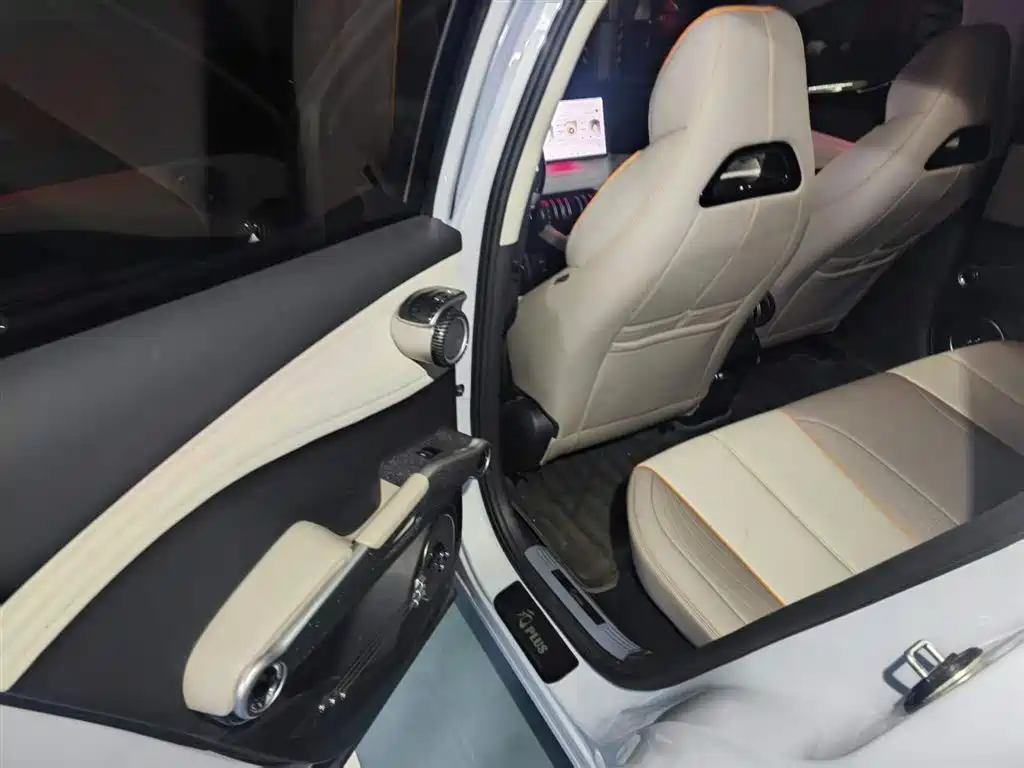 BYD Yuan PLUS 2024 Glory Edition 510KM Leading фото 13