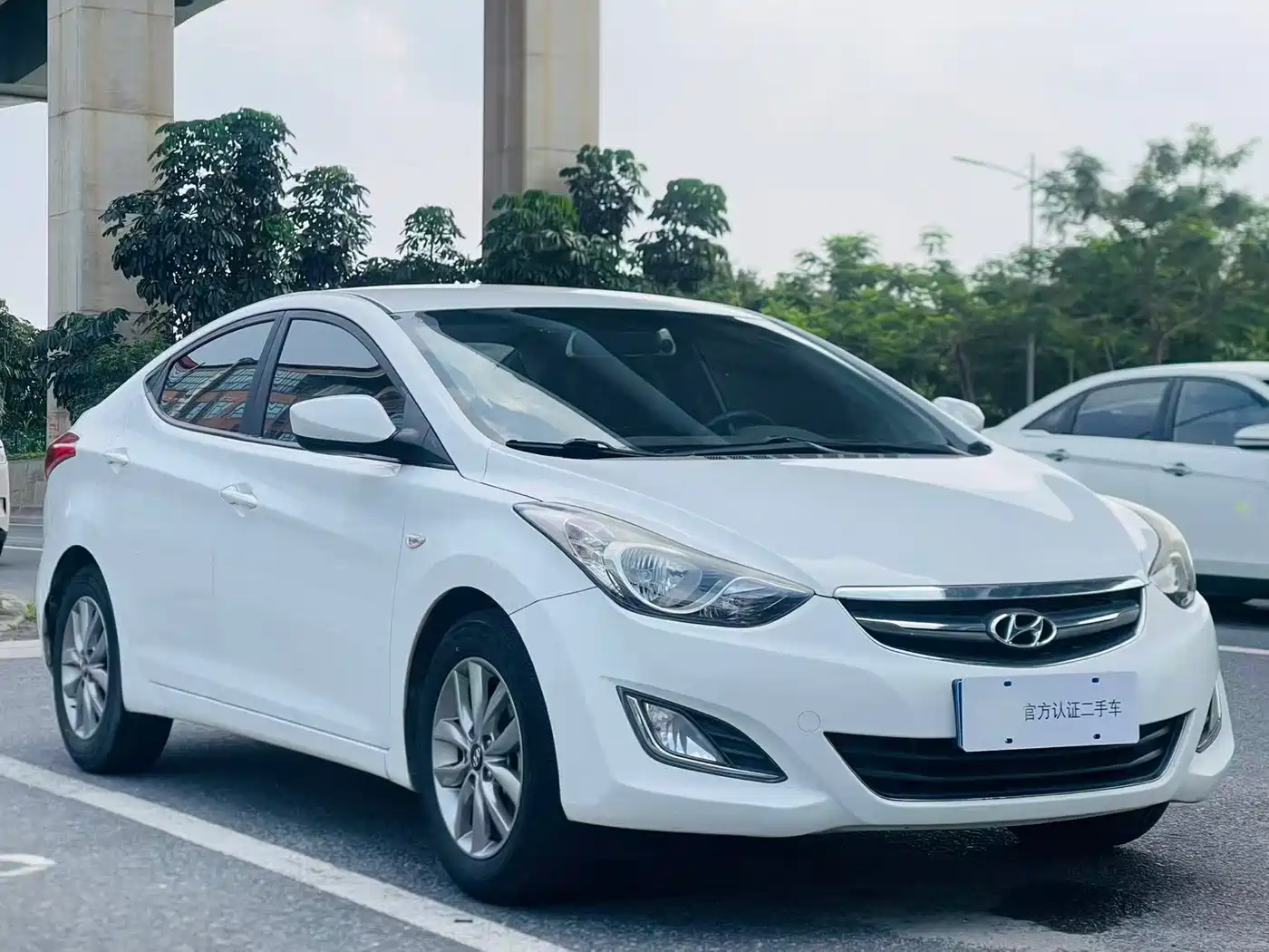 Hyundai Langdong 2015 1.6L Auto Trend фото 2