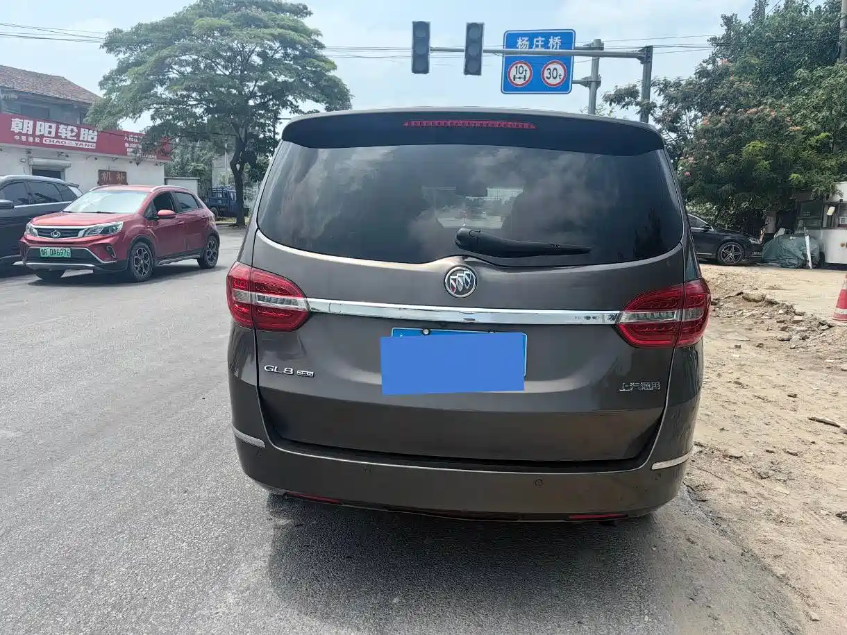 Buick GL8 2017 25S Luxury China V фото 9