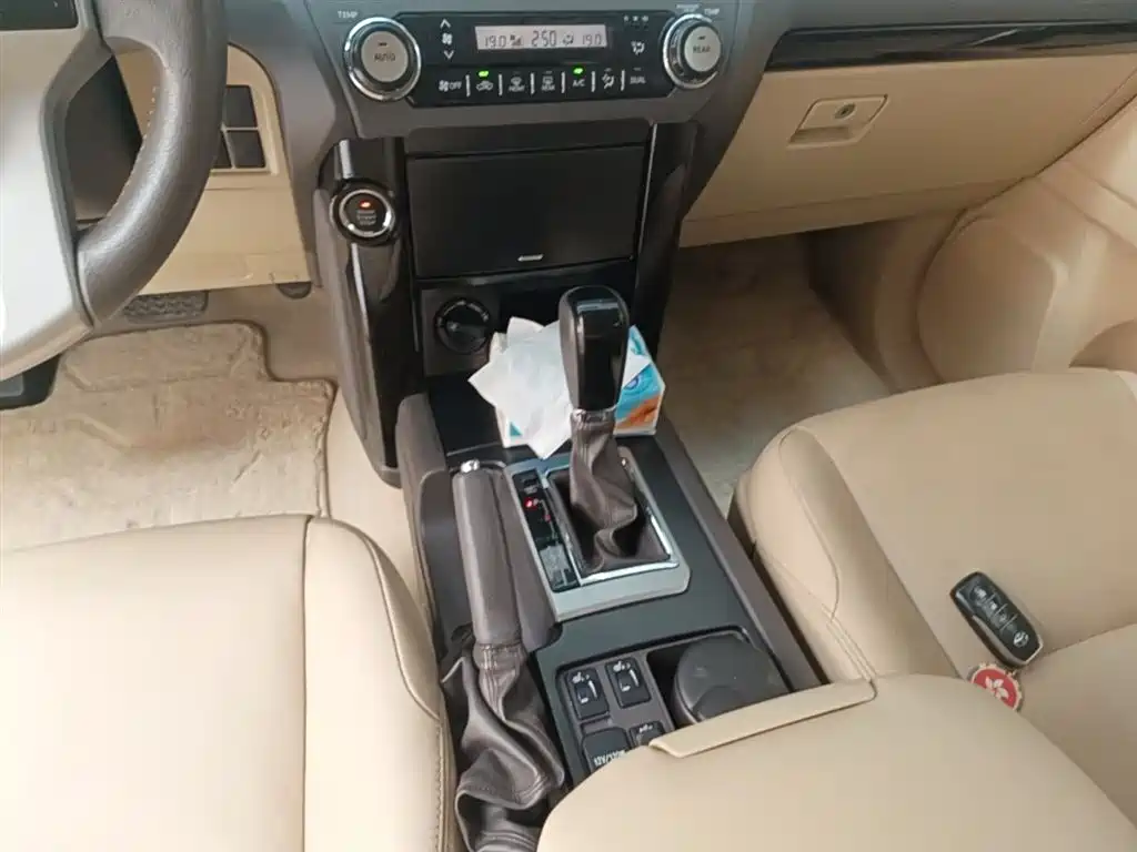 Toyota Prado 2016 2.7L Auto Luxury Edition фото 14