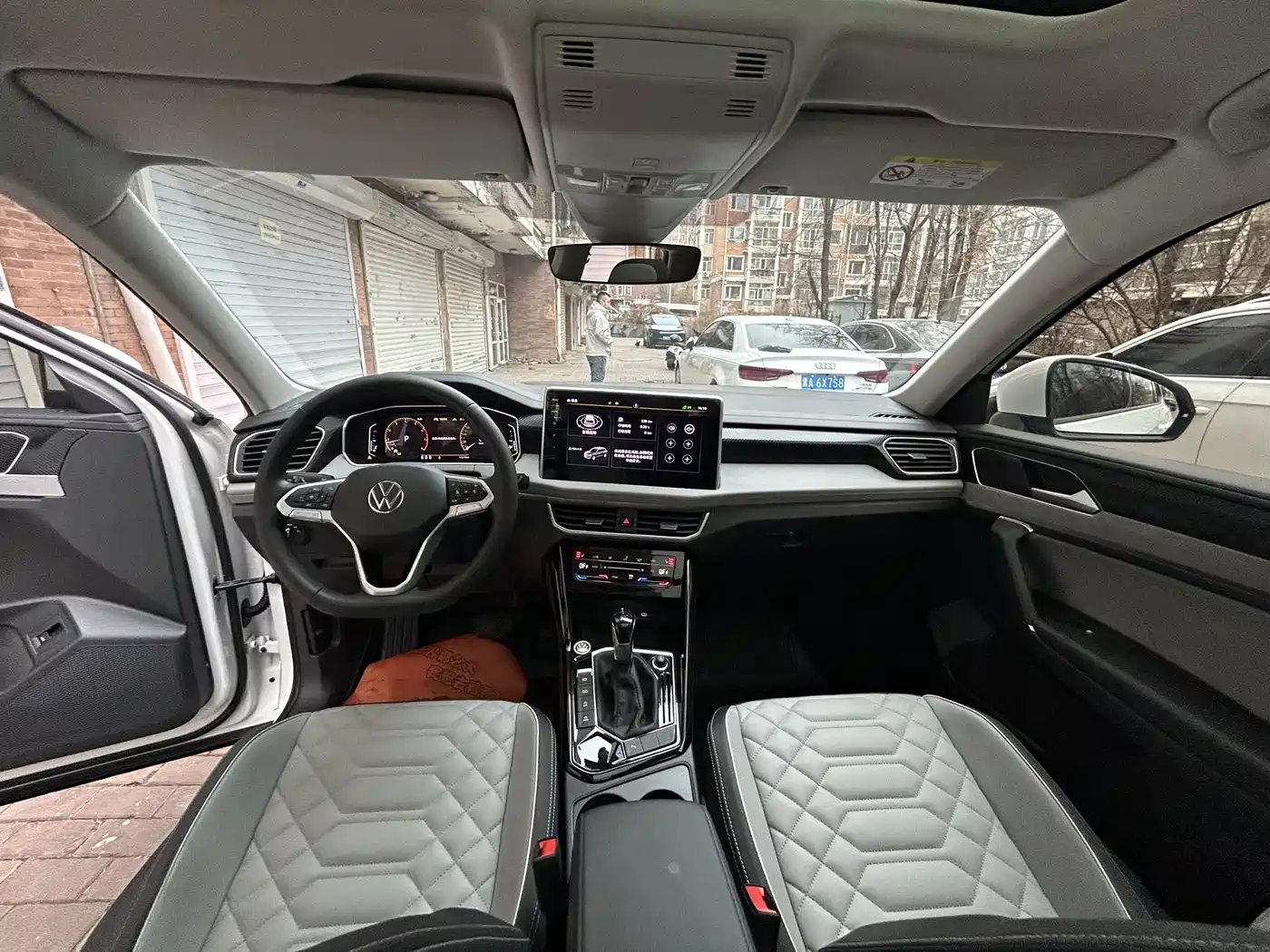 Volkswagen Tayron 2023 280TSI 2WD Luxury Plus Advanced Edition фото 21
