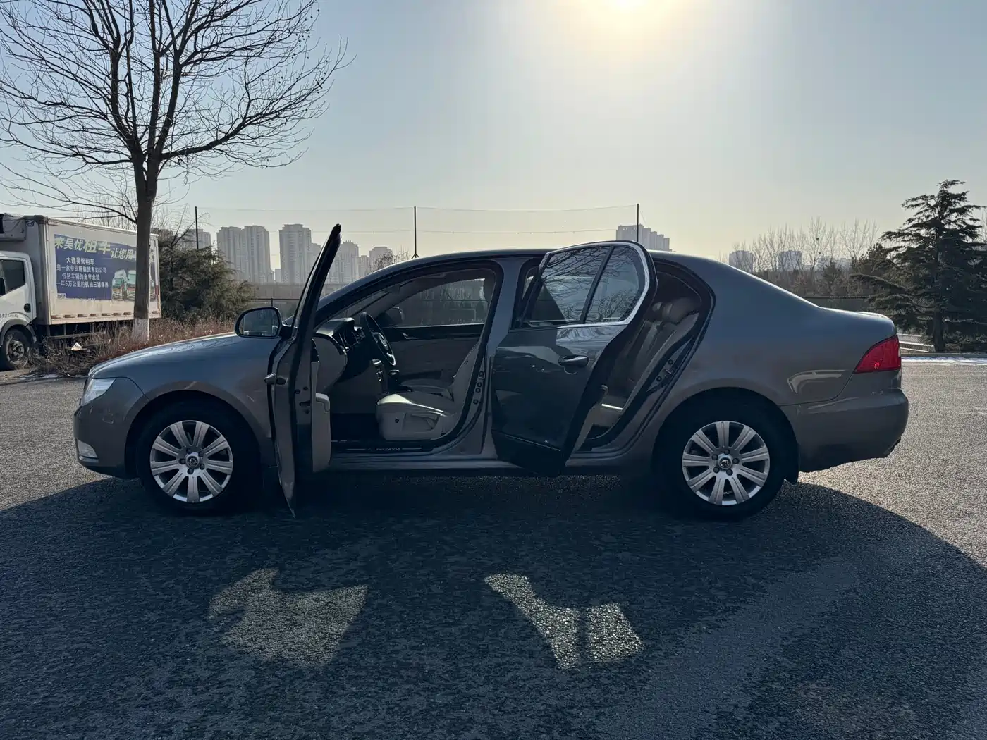 Škoda Superb 2012 1.8TSI Automatic Noble Elegance Edition фото 5