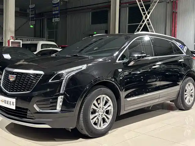 Cadillac XT5 2.0T, Полный привод, Люкс